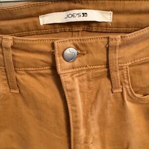 Joes mustard colored skinny straight leg jeans size 27 cotton blend